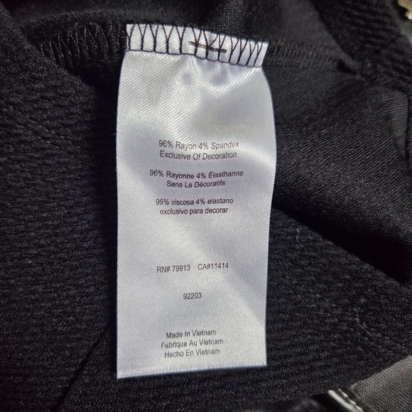 Motherhood Maternity Black Sheath Dress Wirh Peek A Bio Sleeve Size Med - Picture 5 of 6